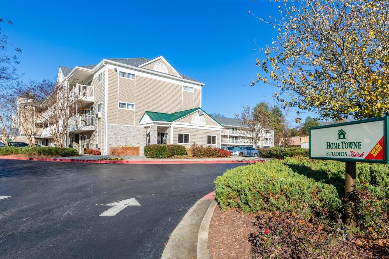 Hometowne By Red Roof Atlanta - Chamblee